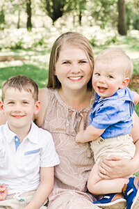 Alumna Victoria Simmonds with her 2 Children